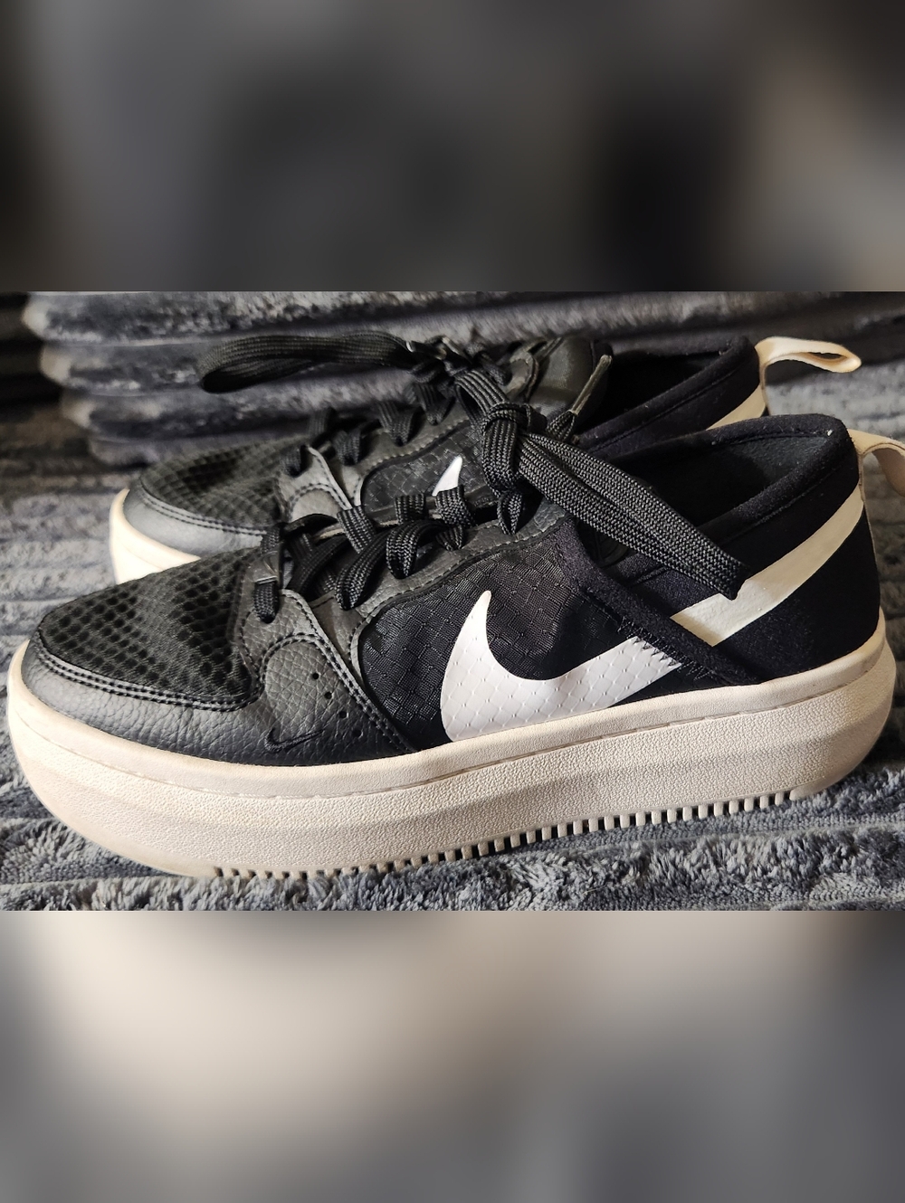 (RFC Sample) Nike Court Vision Alta TXT Black White Women's Size 7 CW6536-001